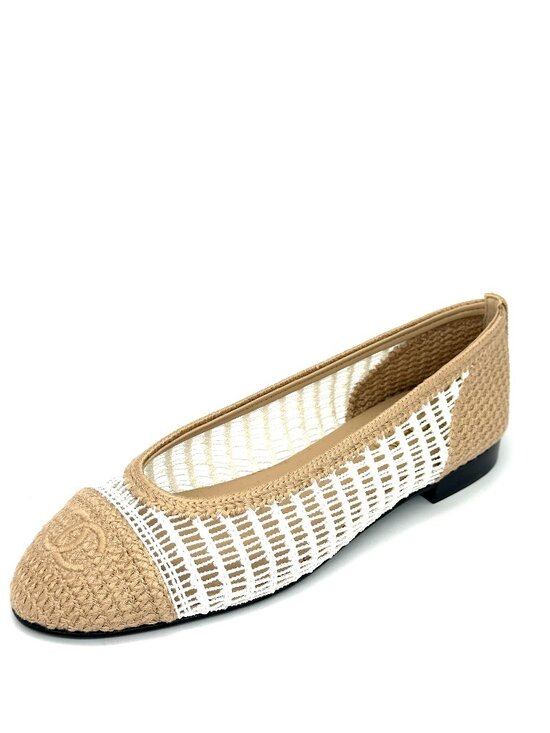 CHANEL Shoes - CHANEL REV CC Raffia Crochet Woven Two Tone Cap Toe Ballerina Ballet Flats
